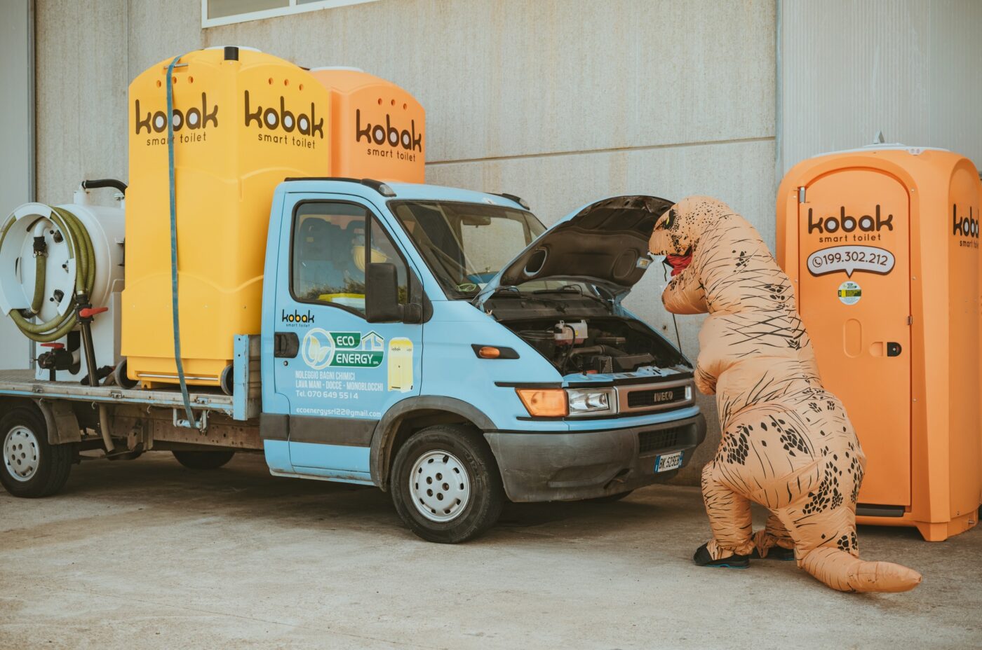 🦖 Il nuovo meccanico ha metodi un po’ antichi.